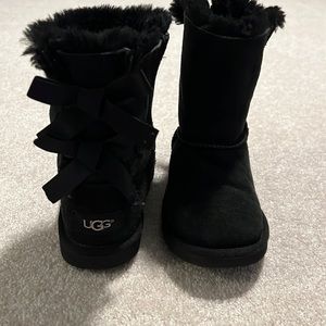 Girls Black Ugg